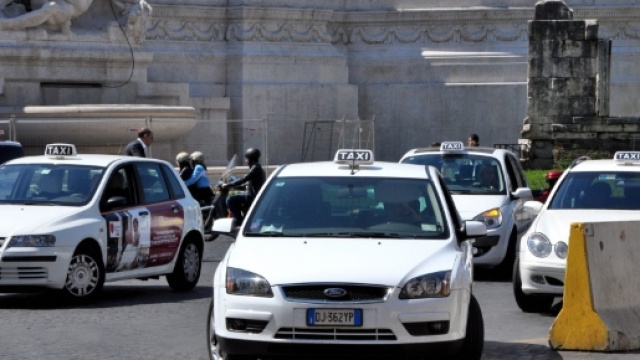 How to Take a Taxi in Italy... Without Getting Ripped Off - walksofitaly.com