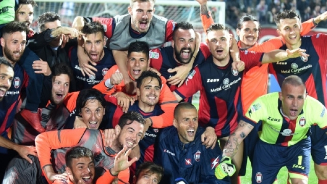 La formazione del Crotone, neo promossa in Serie A.