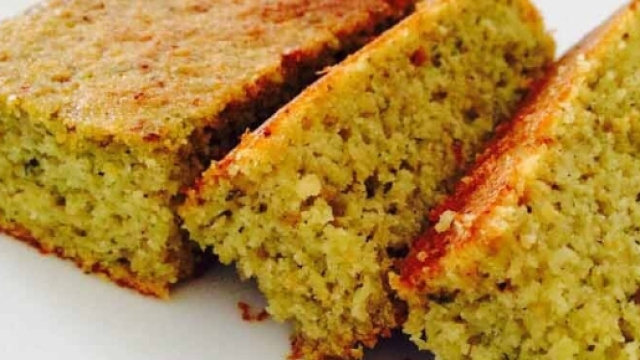 Torta soffice di riso e zucchine, la ricetta
