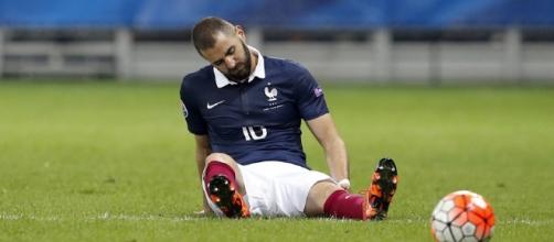 Karim Benzema s'agace de sa situation trouble en équipe de France.
