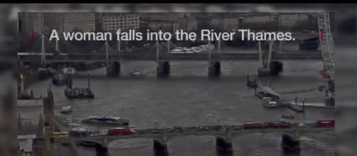 Mujer cae al Río Támesis tras atentado en Londres | Televisa News - televisa.com