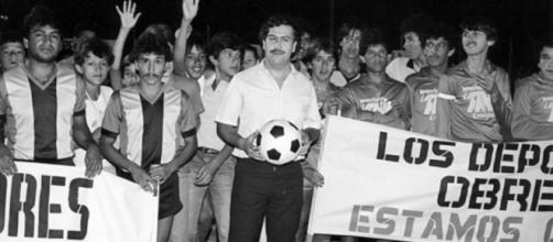 Pablo Emilio Escobar Gavíria e futebol