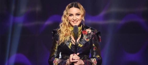 Madonna na cerimônia do Prêmio Mulher do Ano 2016 Billboard Madonna na cerimônia do Prêmio Mulher do Ano 2016 Billboard