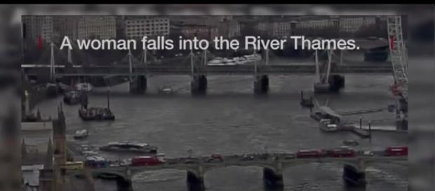 Mujer cae al Río Támesis tras atentado en Londres | Televisa News - televisa.com Mujer cae al Río Támesis tras atentado en Londres | Televisa News - televisa.com