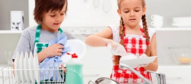Tareas domésticas para los niños según su edad - El Diario de La Nena - eldiariodelanena.com Tareas domésticas para los niños según su edad - El Diario de La Nena - eldiariodelanena.com