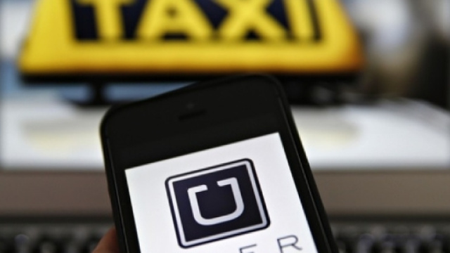 I tassisti in piazza contro Uber