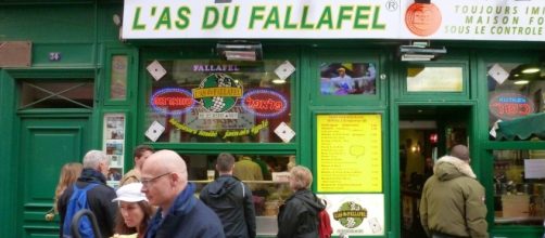 L'As du Fallafel - Best falafel in Paris. 45 Rue des Rosiers ... - pinterest.com