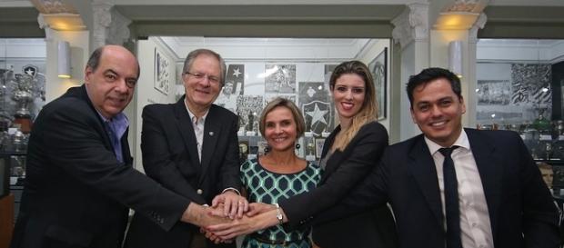 Botafogo e Caixa chegam a acordo (Foto: Vítor Silva/SSPress/Botafogo Botafogo e Caixa chegam a acordo (Foto: Vítor Silva/SSPress/Botafogo