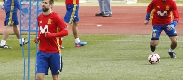 Gerard Piqué ejercitándose esta semana en Las Rozas. Foto: EFE Gerard Piqué ejercitándose esta semana en Las Rozas. Foto: EFE