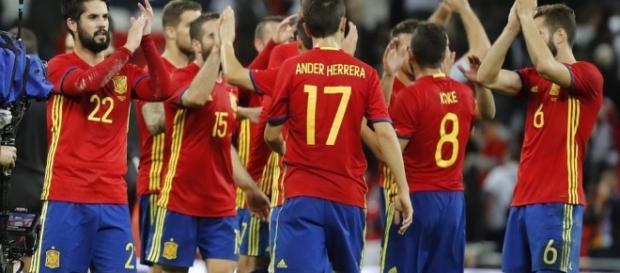 Los jugadores de La Roja celebran la victoria ante Israel. Foto: EFE Los jugadores de La Roja celebran la victoria ante Israel. Foto: EFE