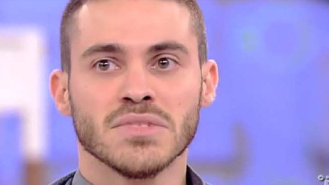 Lo Strego nervoso in vista della prima puntata di Amici 16.