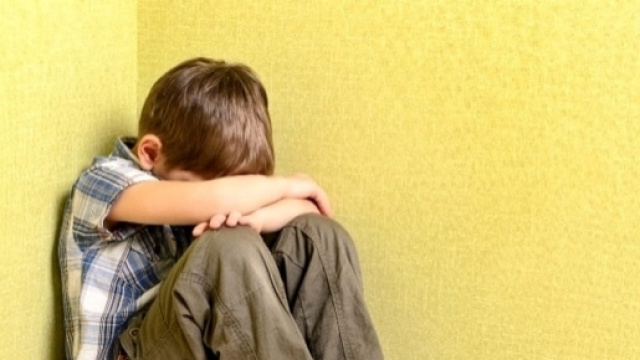 Terni, bambino di sei anni violentato: arrestati la mamma e il ... - today.it