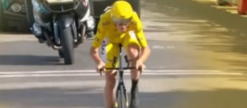 Chris Froome in maglia gialla al Tour de France