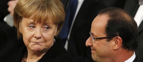 Hollande et Merkel font part de leur "préoccupation" - europe1.fr