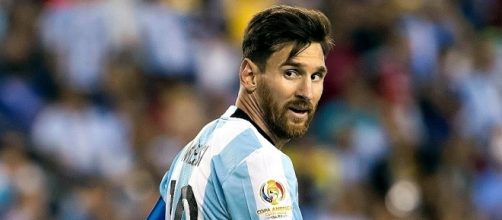 VIDEO : Quand Lionel Messi insulte l’arbitre