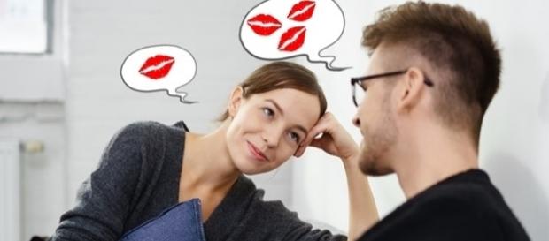 A voz dele fica mais grave e a respiração ofegante quando está louco para te beijar A voz dele fica mais grave e a respiração ofegante quando está louco para te beijar