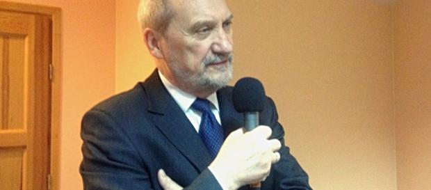 Czy Macierewicz zaapeluje o bojkot rosyjskiego Mundialu? Czy Macierewicz zaapeluje o bojkot rosyjskiego Mundialu?