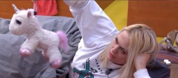 Daniela no parece dispuesta a perder a su aliado, Marco, en beneficio de Alyson Daniela no parece dispuesta a perder a su aliado, Marco, en beneficio de Alyson