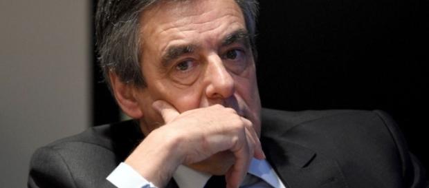 François Fillon mettait-il les montres offertes dans sa cassette par inadvertance ? François Fillon mettait-il les montres offertes dans sa cassette par inadvertance ?