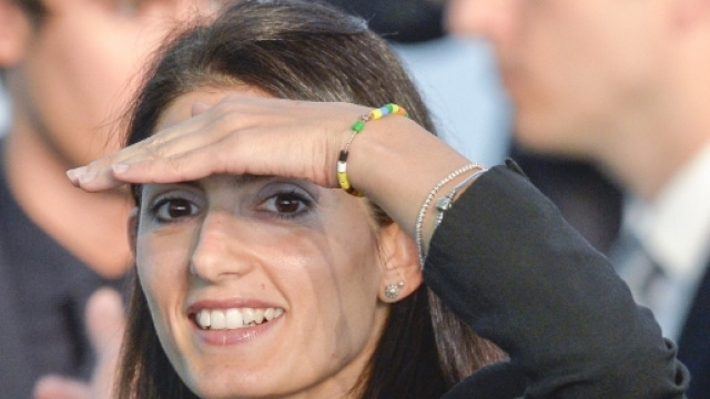 Festa per i 60 anni di Europa. Il Tg1 'censura' Virginia Raggi - lanotiziagiornale.it
