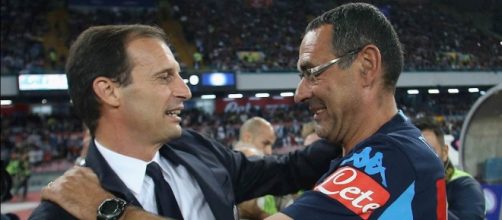 Allegri e Sarri si abbracciano prima della partita