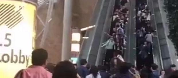 Acidente com escada rolante aconteceu em Shopping em Hong Kong Acidente com escada rolante aconteceu em Shopping em Hong Kong