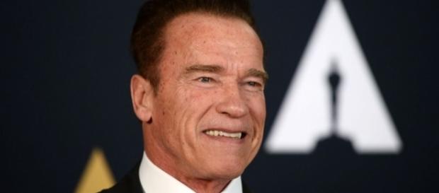 Arnold Schwarzenegger shuts down online troll in spectacular style ... - metro.co.uk Arnold Schwarzenegger shuts down online troll in spectacular style ... - metro.co.uk