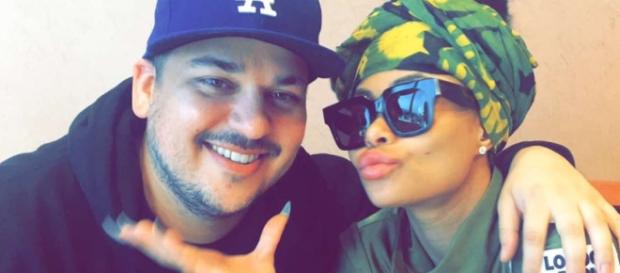 Blac Chyna Lifts Her Top to Flaunt Post-Baby Weight-Loss Results ... - extratv.com Blac Chyna Lifts Her Top to Flaunt Post-Baby Weight-Loss Results ... - extratv.com