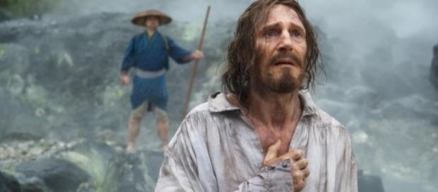O ator Liam Neeson a dar vida ao missionário Cristóvão Ferreira no filme Silence O ator Liam Neeson a dar vida ao missionário Cristóvão Ferreira no filme Silence