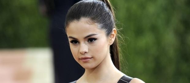 Selena Gomez's Social Media Posts are Worth $550,000 | StyleCaster - stylecaster.com Selena Gomez's Social Media Posts are Worth $550,000 | StyleCaster - stylecaster.com