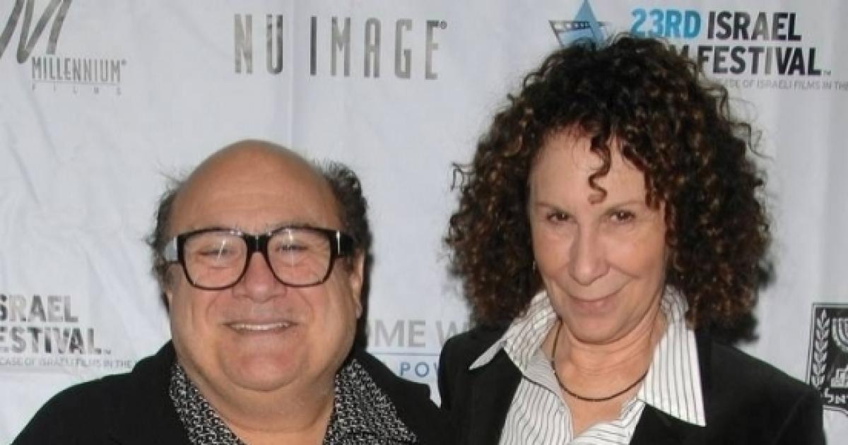 Danny Devito And Rhea Perlman Separate After Being Together For 46 Years Re...