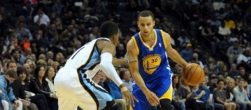 Warriors vs Grizzlies: A close duel between these two elite guards however it was Curry that delived the final dagger - sircharlesincharge.com