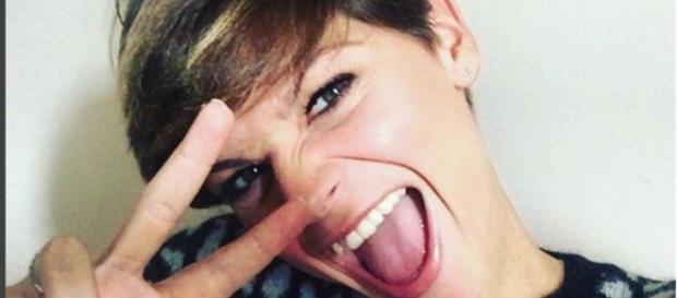 Secondo 'Oggi', Alessandra Amoroso si sposerà quest'estate Secondo 'Oggi', Alessandra Amoroso si sposerà quest'estate