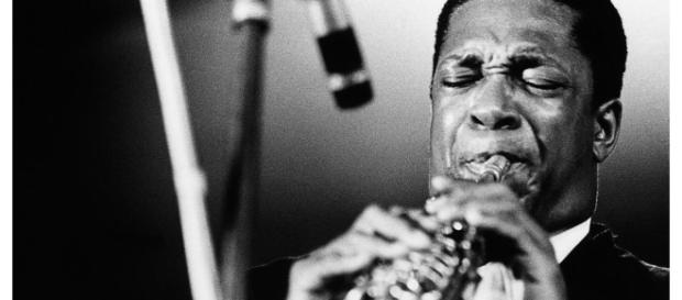 Il sassofonista americano John Coltrane. Il sassofonista americano John Coltrane.