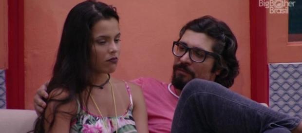 Ilmar e Emilly brigam novamente Ilmar e Emilly brigam novamente