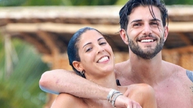 i due ex corteggiatori insieme a Zanzibar per lavoro