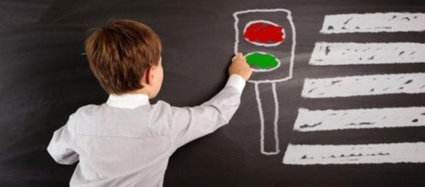 Obligaţiile pietonului în trafic – LegalHelp - wordpress.com Obligaţiile pietonului în trafic – LegalHelp - wordpress.com