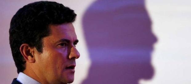 Presidente do PCO chama Moro de "vigarista" e pode se dar mal Presidente do PCO chama Moro de "vigarista" e pode se dar mal