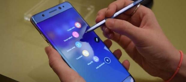 Samsung Galaxy 8 launch event live streamed (Youtube screen grab) Samsung Galaxy 8 launch event live streamed (Youtube screen grab)