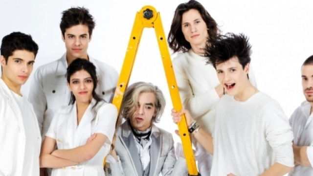 Amici 16: caos totale nella 'squadra bianca', tra liti ed abbandoni.