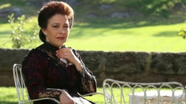 Il Segreto, anticipazioni della puntata serale di domenica. Donna Francisca incastra Severo?