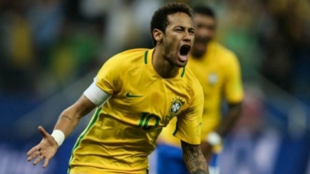 Neymar protagonista assoluto del successo del Brasile (3-0) sul Paraguay