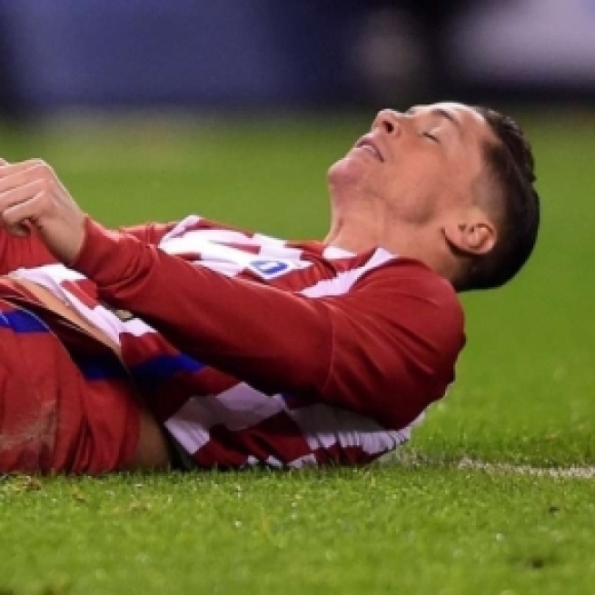 Fernando Torres suffered a head injury against Deportivo La Coruna - givemesport.com