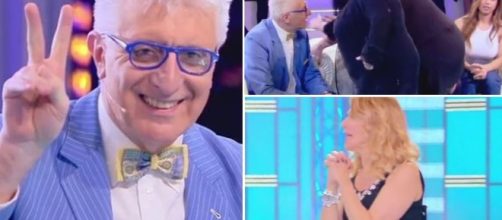Segno della vittoria per Lemme, impassibile davanti alle tante critiche che riceve in studio e fuori.