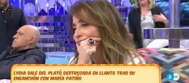 María Patiño estalla y Lydia Lozano abandona el plató descompuesta y llorando María Patiño estalla y Lydia Lozano abandona el plató descompuesta y llorando