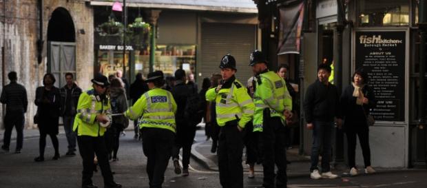 Police officers outside the station - Source: xposurephotos.com Police officers outside the station - Source: xposurephotos.com