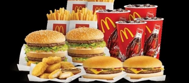 prodotti da fast food a domicilio con un clic prodotti da fast food a domicilio con un clic