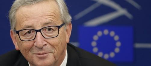 UE: Jean-Claude Juncker présente les orientations de sa Commission ... - rfi.fr