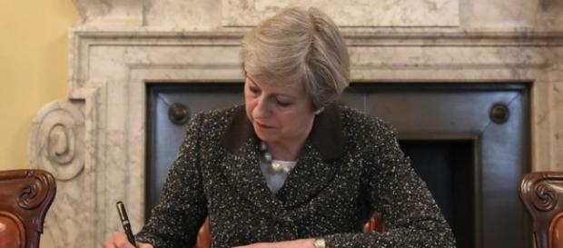 Brexit Day LIVE: Article 50 officially triggered as ambassador Tim ... - mirror.co.uk Brexit Day LIVE: Article 50 officially triggered as ambassador Tim ... - mirror.co.uk