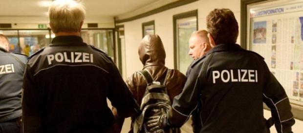 Kriminelle migranten: union will "knock-out"-regel - scoopnest.com - scoopnest.com Kriminelle migranten: union will "knock-out"-regel - scoopnest.com - scoopnest.com
